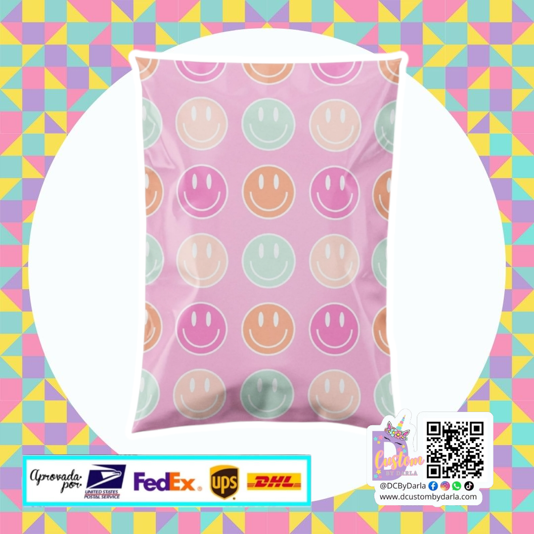 Pastel happy face 6x9in