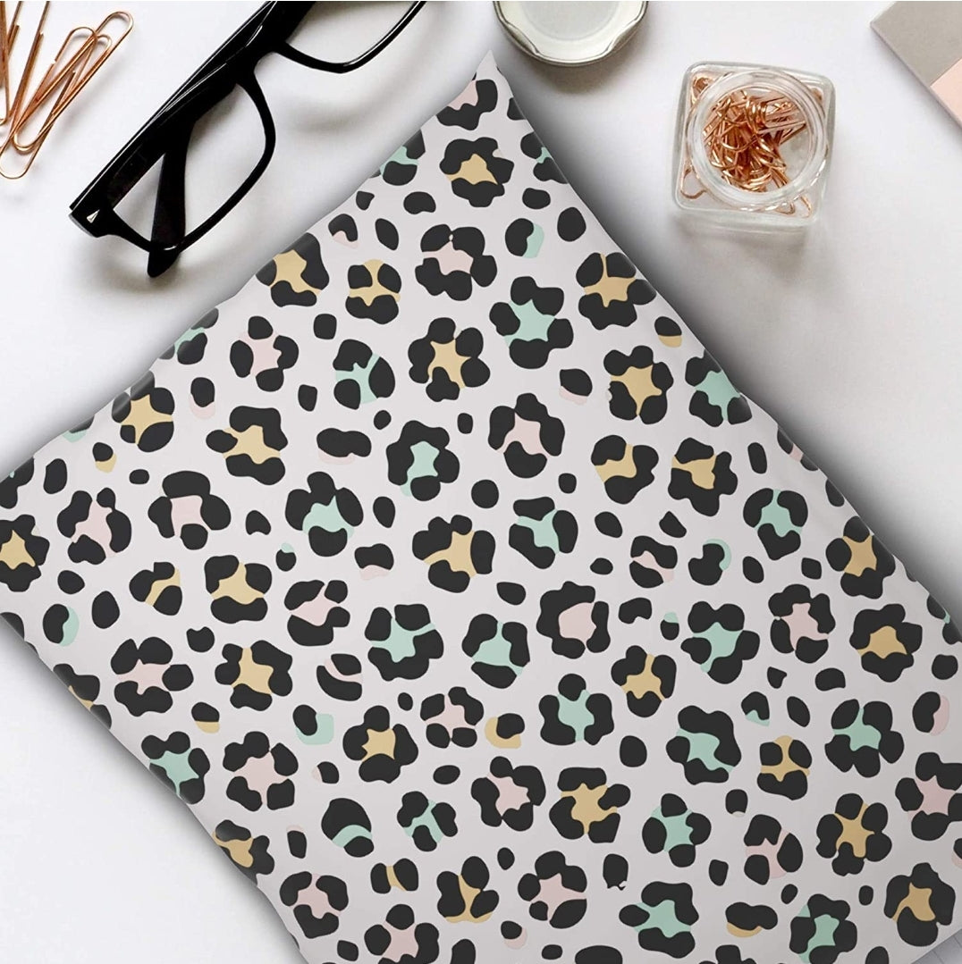 Colorful leopard 10x13in