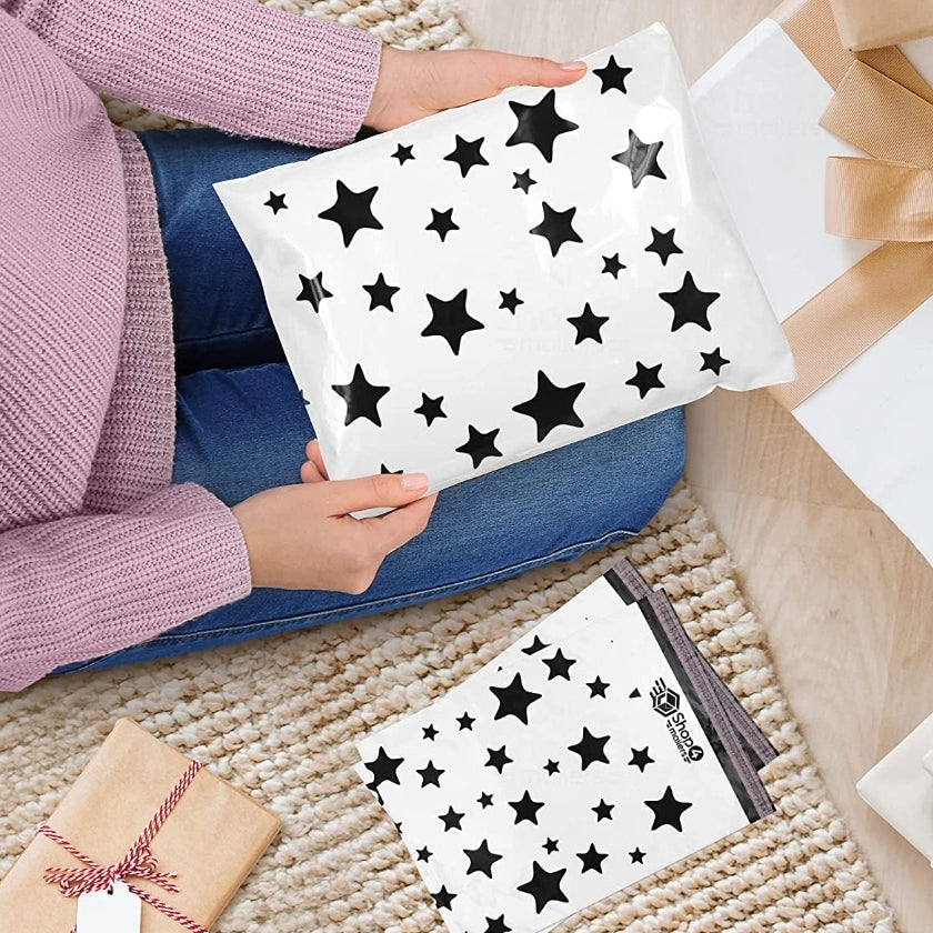 Black and white stars 10x13in