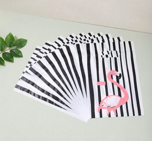 Flamingo 8x10in aprox merch bags